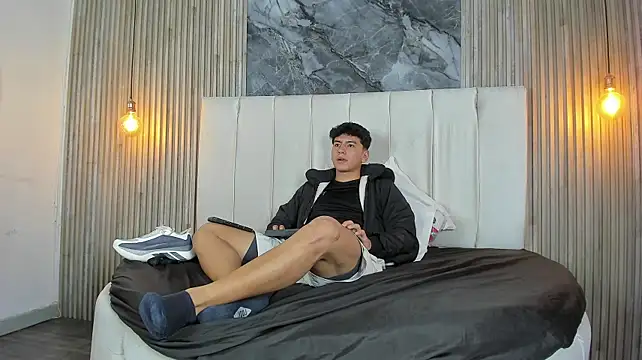 dark_ay live XXX chat