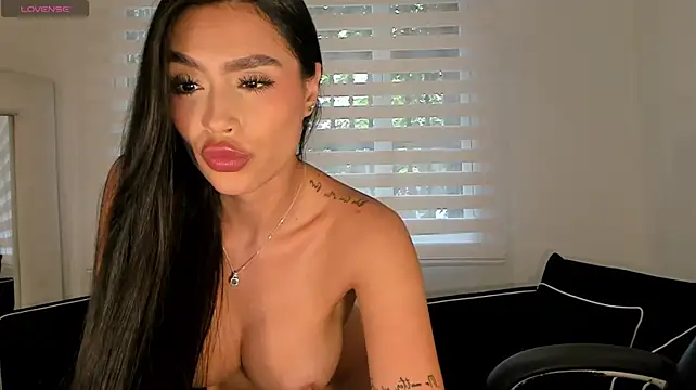 JadeEvansX's Live XXX Chat