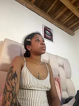 Zaira_Rose_ live XXX chat