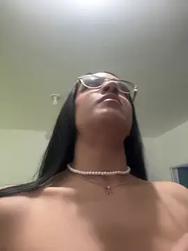 Chat XXX ao vivo de Imvale_evanz
