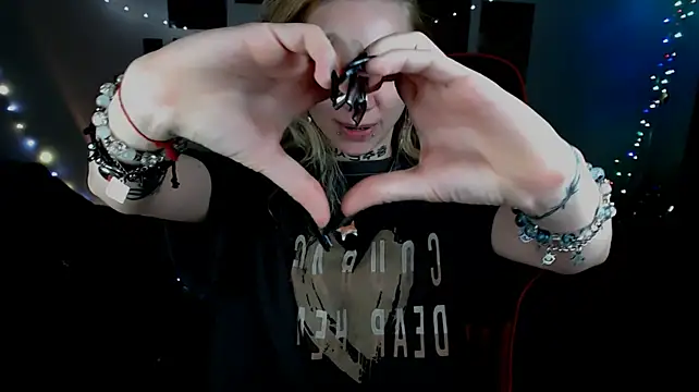 Chat +18 de Nica_Kawaii ao vivo