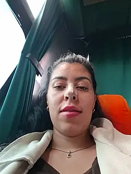 Chat +18 de Luianna ao vivo
