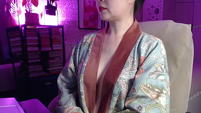 Koreanowner Adlı Modelin Canlı XXX Sohbeti