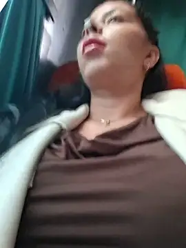 Živý XXX chat Luianna