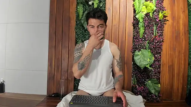 Chat +18 de Liam_ashford ao vivo