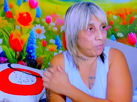 indianroxyのライブXXXチャット