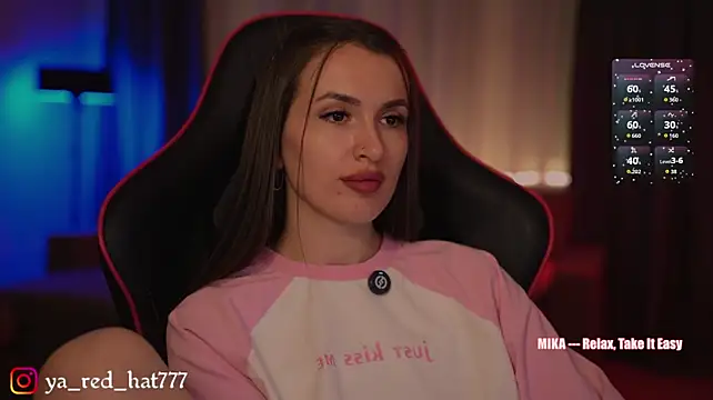 -RED_HAT-'s Live XXX Chat