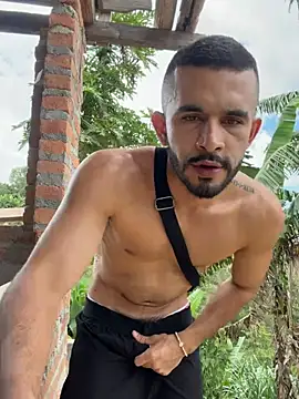 Jacksonfranco লাইভ XXX চ্যাট