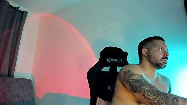 Pierre_Vidal Live XXX-Chat