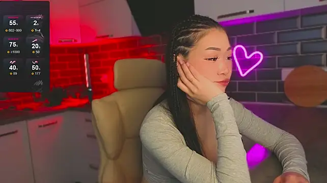 ShaiyaMinn3 Live XXX-chat