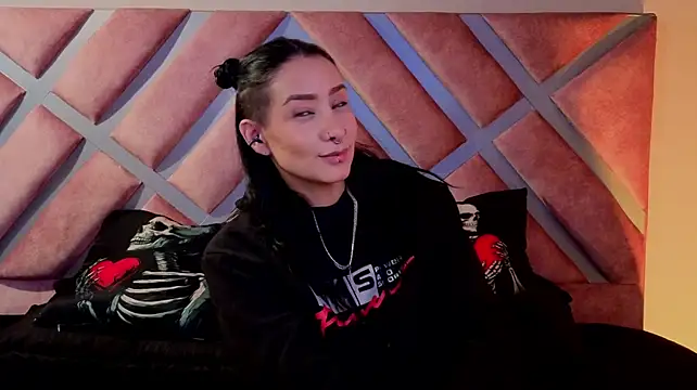 _kelly_hous36 – Naživo XXX chat