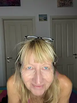 Živý XXX chat MatureKim