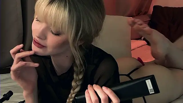 Chat XXX en directo de BellaSecrettt