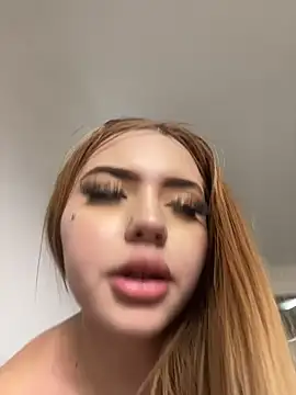 ChloeCollins__'s Live XXX Chat
