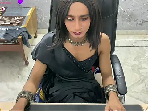 LuvLayla Webcam Show