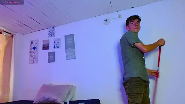 Онлайн чат XXX Vincent_Kane