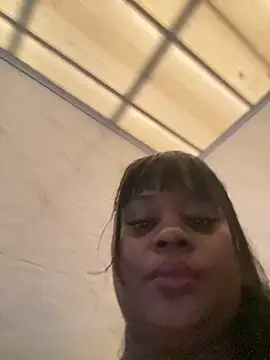 Chat +18 de SharikBrowns ao vivo