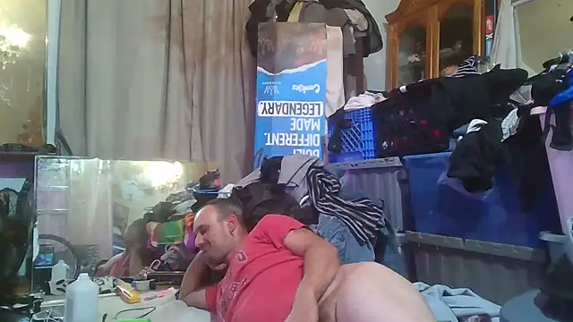slinginbigDn Live XXX chat