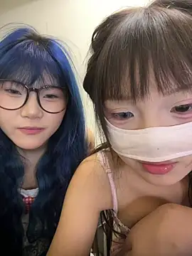 Rocket-Girl 现场XXX聊天