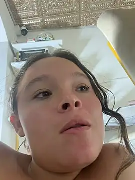 צ'אט XXX בשידור חי של Yasmina_Noir