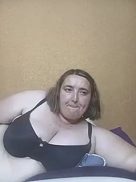 XXX chat uživo modela LiluHot