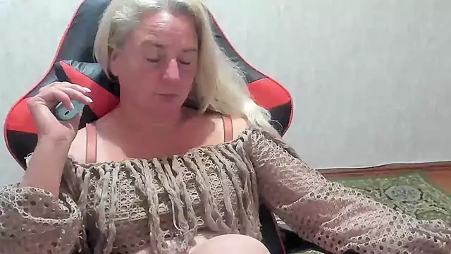 دردشة KittyMur الجنسية المباشرة