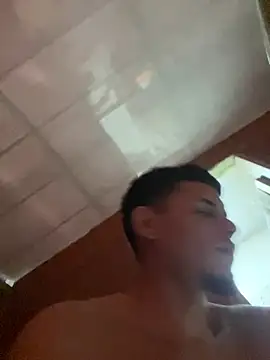 Pingasaboy20 现场XXX聊天