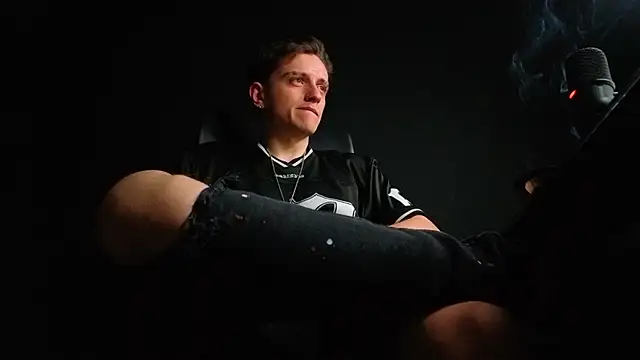 Živý XXX chat FelixStarkk