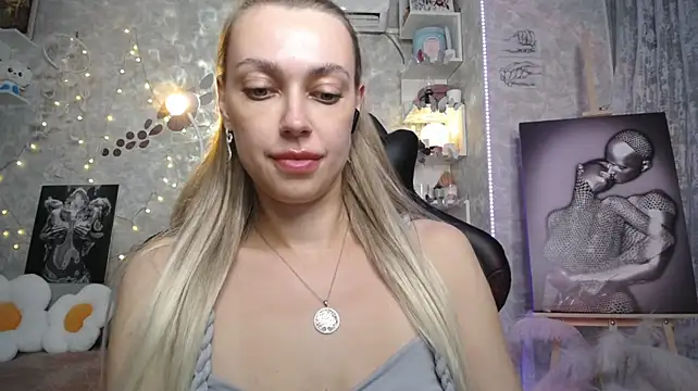NickyAdamidi – Live XXX-chat