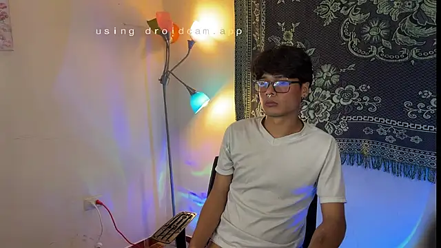 Czat XXX na żywo – maximo_2019