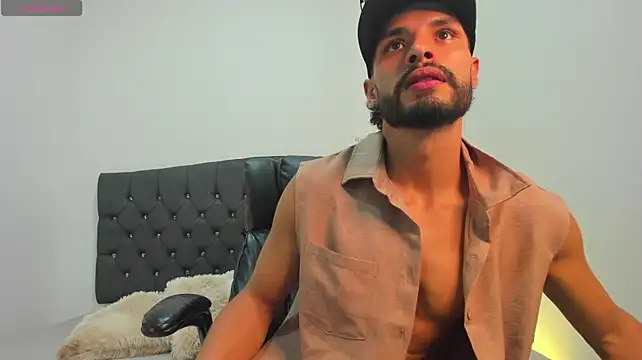 Chat XXX ao vivo de Ethan_Wolf75