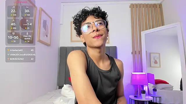 Adams__Bobby Chat XXX in diretta