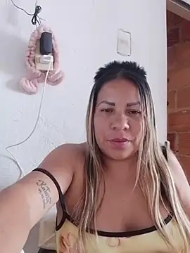 LaIndia1's Live XXX Chat
