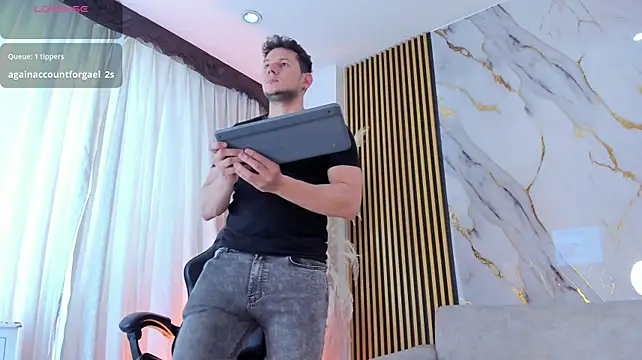 XXX chat uživo modela Izui_Pierce