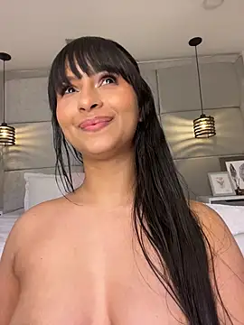 Chatroom XXX en direct de VictoriaShellby