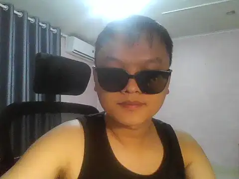 jineyy's Live XXX Chat