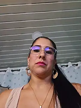 XXX chat uživo modela Zayra-Velmontn