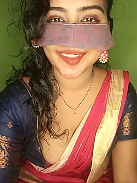 juhi06 Adlı Modelin Canlı XXX Sohbeti