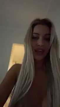 KikiWatson Chat XXX live