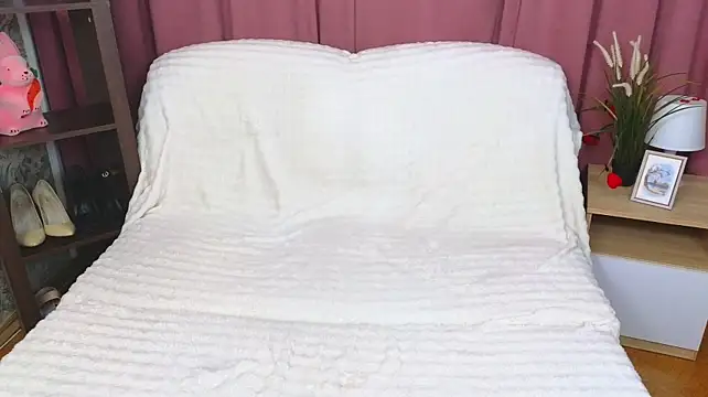 EmilyCuper_'s Live XXX Chat