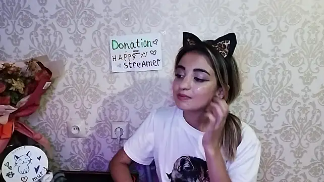AminaGirls' Live XXX Chat