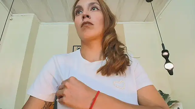 AnisiaFarina's Live XXX Chat