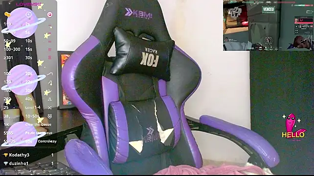 Chat +18 de blondegamerr ao vivo
