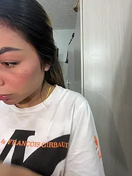 Khaiimy Live XXX-Chat