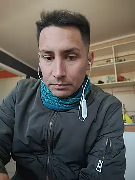 Chat XXX en directo de cumshotgod1