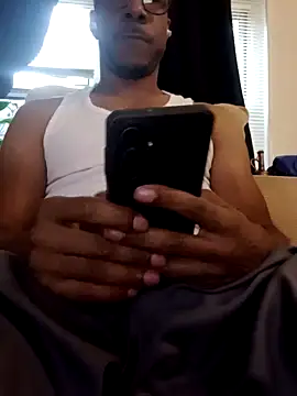 הופעת וובקאם של MrDaddyBbSnake
