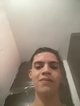 Latinos_2001 Live XXX-Chat