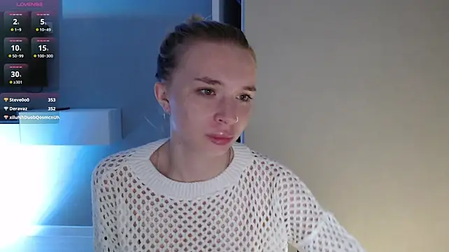 Emily_Hartt – Live XXX-chat