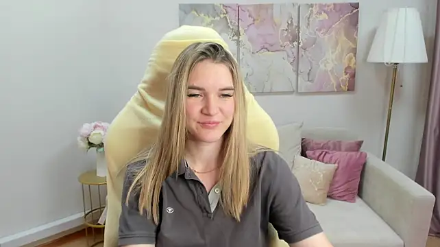 RoxyReignn Chat XXX in diretta
