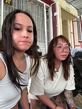 Czat XXX na żywo – Eymmy_24